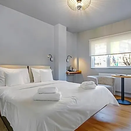 Aparthotel Pit4u 4*
