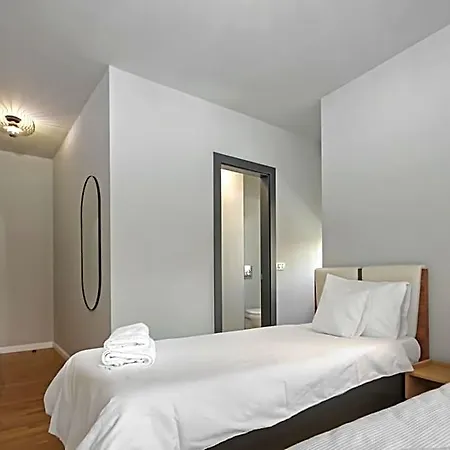 Pit4u Aparthotel