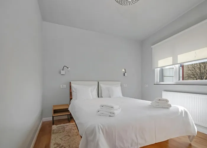 Pit4u Apart Otel Bükreş