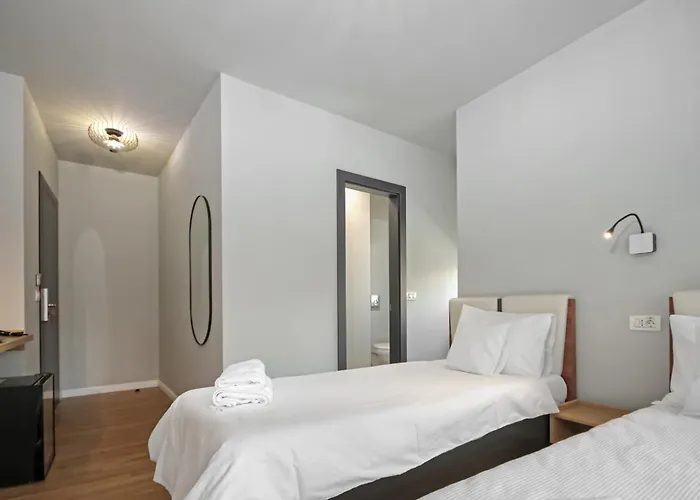 Apart-hotel Pit4u 4*